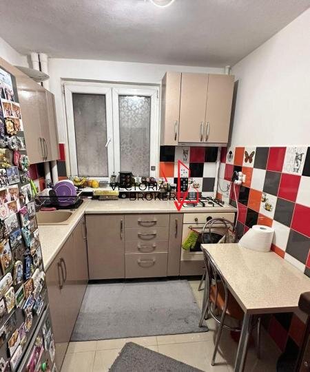 Piata Iancului la 2 minute de metrou 3 camere decomandat